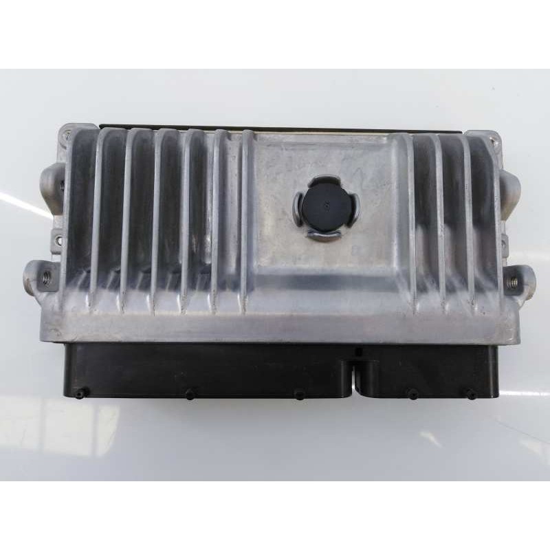 Recambio de centralita motor uce para toyota verso advance referencia OEM IAM 896610F550 MB2756004851 