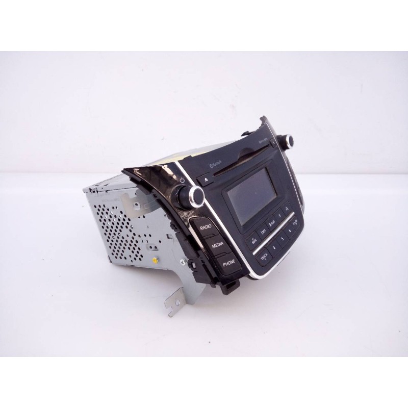 Recambio de sistema audio / radio cd para hyundai i30 (gd) style referencia OEM IAM 96170A6210GU  