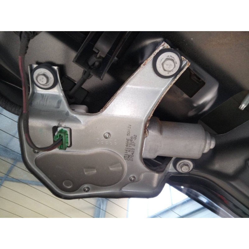 Recambio de motor limpia trasero para jeep compass limited referencia OEM IAM 05116146AE  