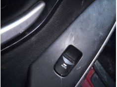 Recambio de mando elevalunas trasero izquierdo para hyundai i30 (gd) trend referencia OEM IAM   