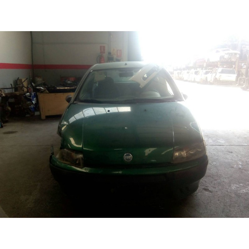 fiat punto berlina (188) del año 2001