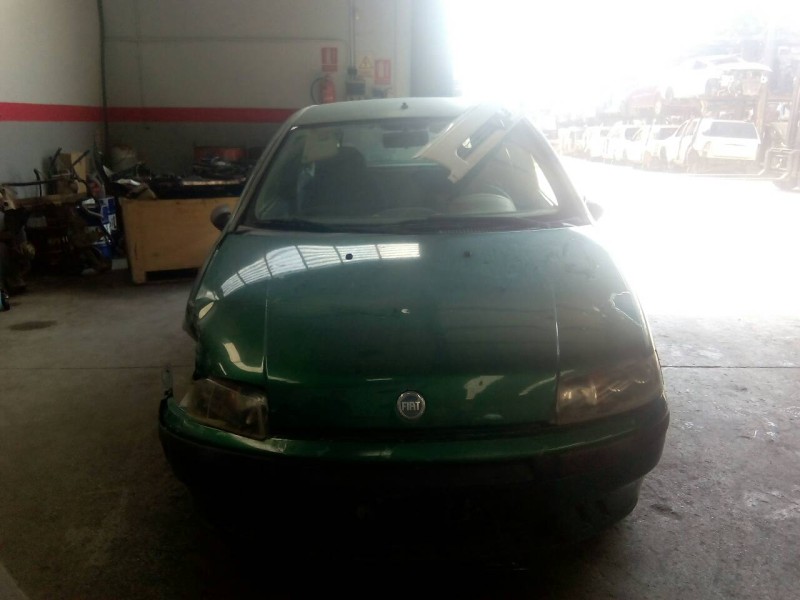 fiat punto berlina (188) del año 2001