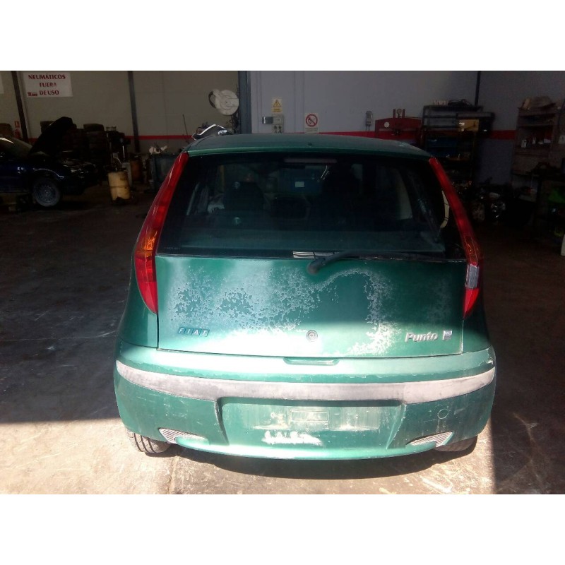 fiat punto berlina (188) del año 2001