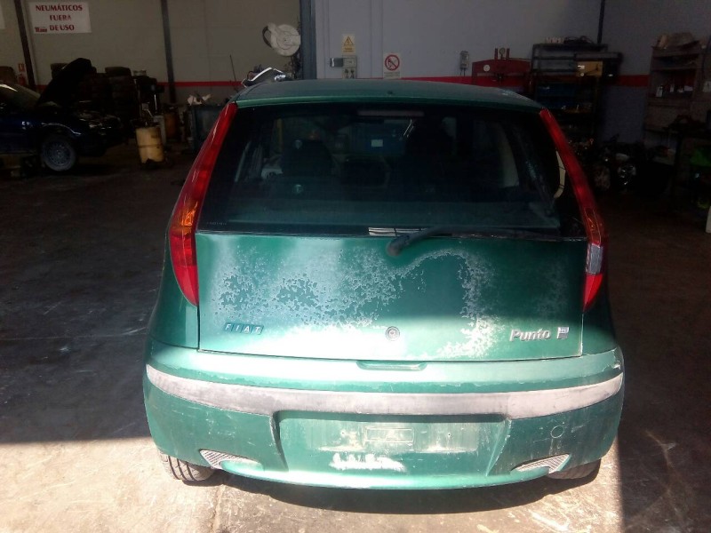 fiat punto berlina (188) del año 2001