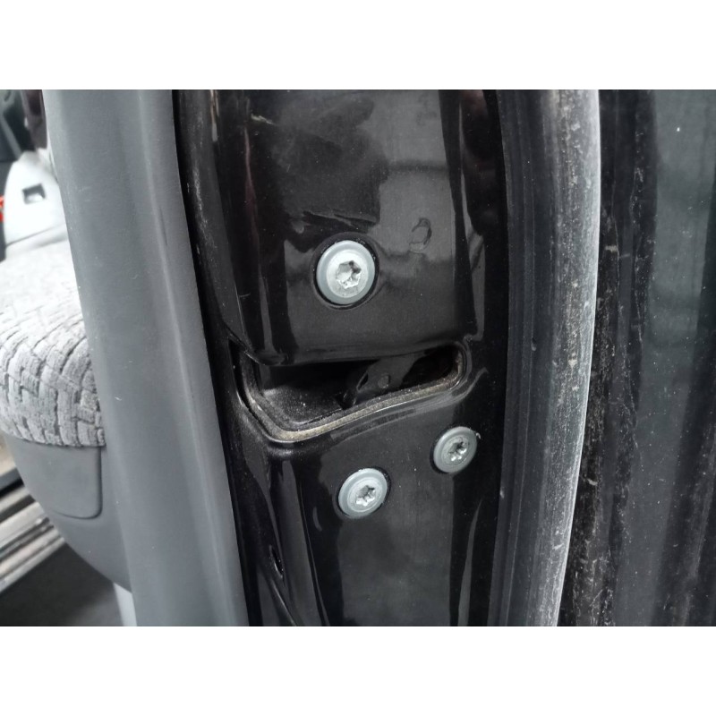 Recambio de cerradura puerta delantera derecha para toyota land cruiser (j12) gx referencia OEM IAM   