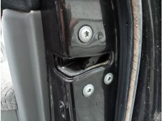 Recambio de cerradura puerta trasera derecha para toyota land cruiser (j12) gx referencia OEM IAM   