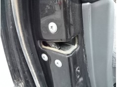 Recambio de cerradura puerta trasera izquierda para toyota land cruiser (j12) gx referencia OEM IAM   