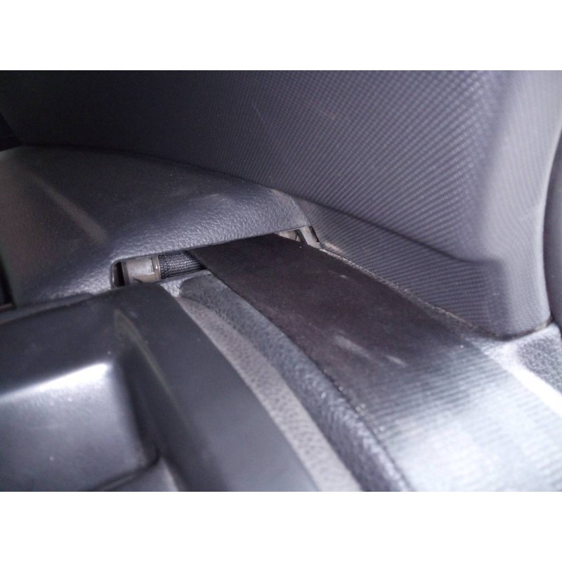 Recambio de cinturon seguridad trasero izquierdo para volkswagen golf vii lim. gti bluemotion referencia OEM IAM   