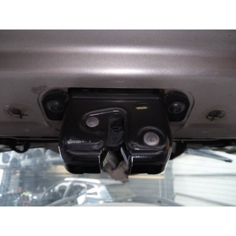 Recambio de cerradura maletero / porton para dacia duster ambiance 4x2 referencia OEM IAM   