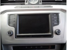 Recambio de sistema navegacion gps para volkswagen passat variant (3g5) advance bmt referencia OEM IAM   