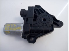 Recambio de motor elevalunas trasero derecho para jeep renegade longitude fwd referencia OEM IAM C37706100 SD887517 