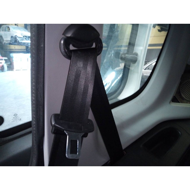 Recambio de cinturon seguridad trasero derecho para opel combo d cargo l2h1 2,4t referencia OEM IAM   