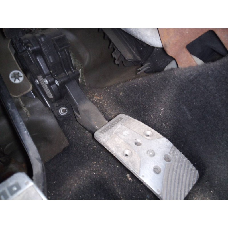 Recambio de pedal acelerador para dacia duster ambiance 4x2 referencia OEM IAM 8200386506D  