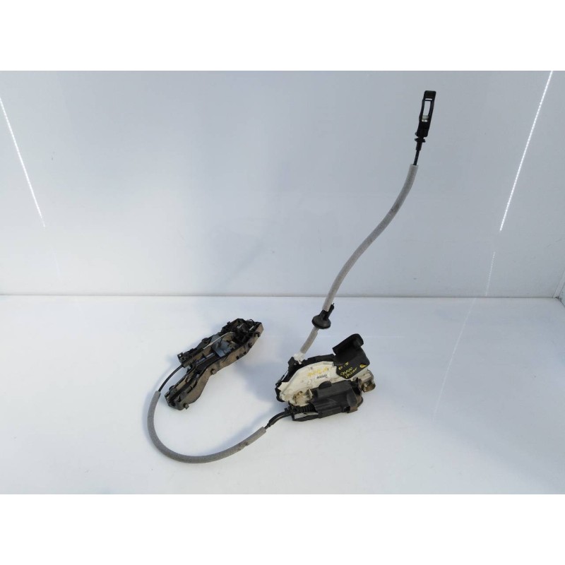 Recambio de cerradura puerta delantera izquierda para volkswagen passat lim. (3g2) sport bmt referencia OEM IAM 527680  