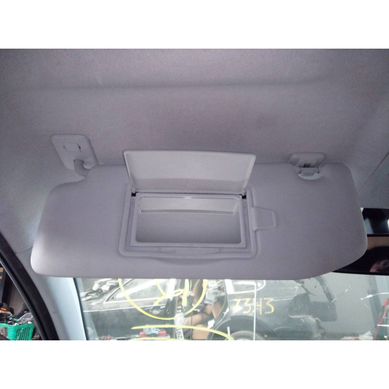 Recambio de parasol izquierdo para peugeot 208 style referencia OEM IAM   