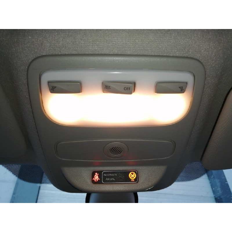 Recambio de luz interior para renault captur zen referencia OEM IAM   