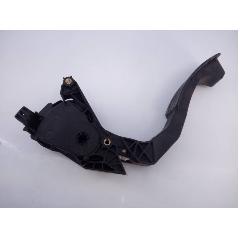 Recambio de pedal acelerador para dacia sandero stepway referencia OEM IAM 180022703R 6PV00997803 