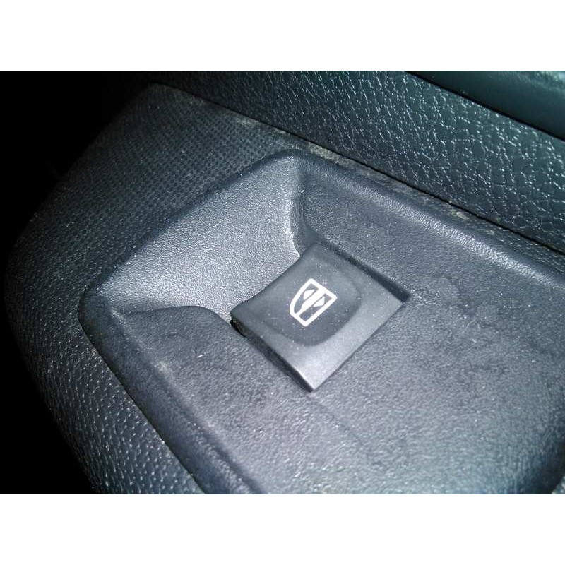 Recambio de mando elevalunas delantero derecho para dacia logan ii essential referencia OEM IAM 254214937R  