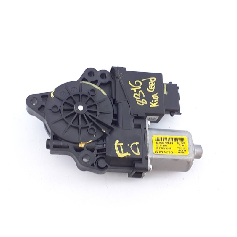 Recambio de motor elevalunas delantero derecho para kia cee´d drive referencia OEM IAM 82460A2010  