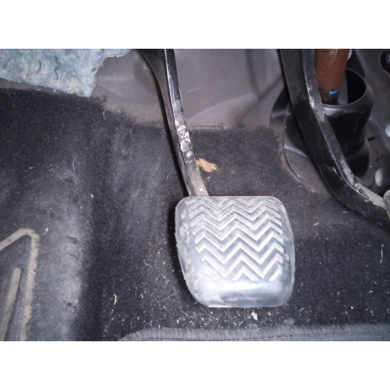 Recambio de pedal embrague para toyota auris active referencia OEM IAM   