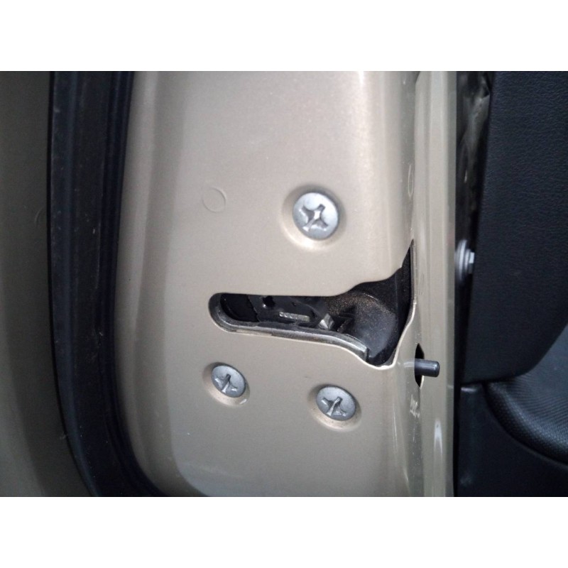 Recambio de cerradura puerta trasera izquierda para nissan qashqai (j10) acenta referencia OEM IAM   