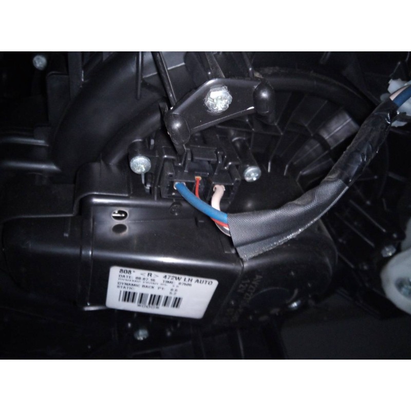 Recambio de ventilador calefaccion para toyota auris active referencia OEM IAM AV272700P085  