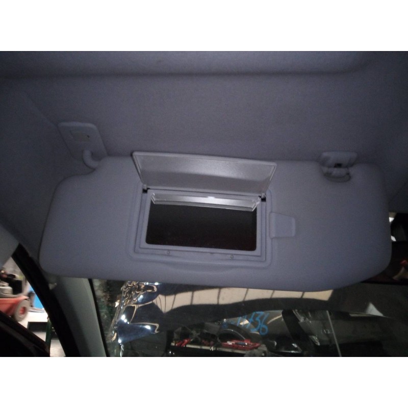 Recambio de parasol izquierdo para peugeot 208 access referencia OEM IAM   