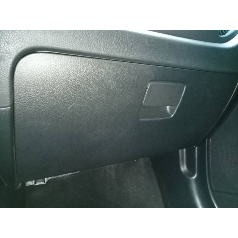 Recambio de guantera para kia sportage drive 4x2 referencia OEM IAM   