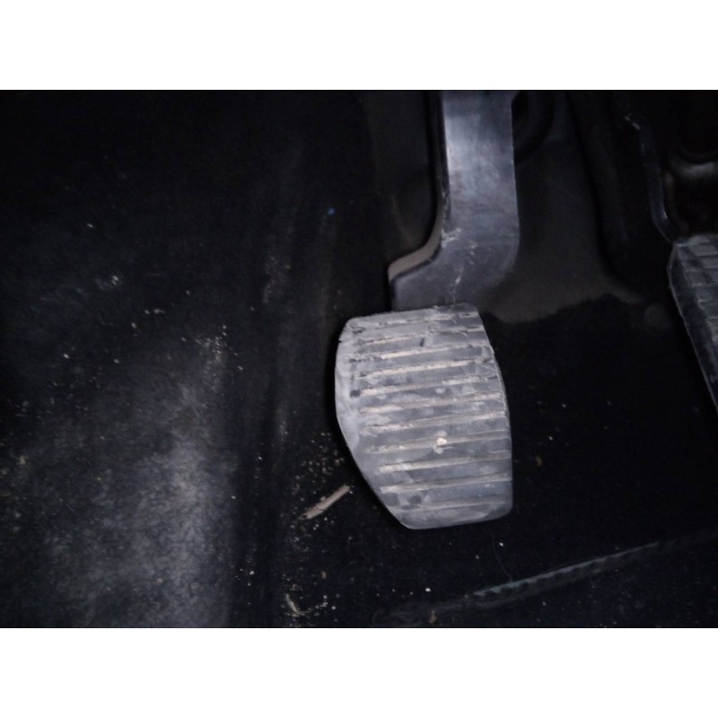 Recambio de pedal embrague para peugeot 208 access referencia OEM IAM   