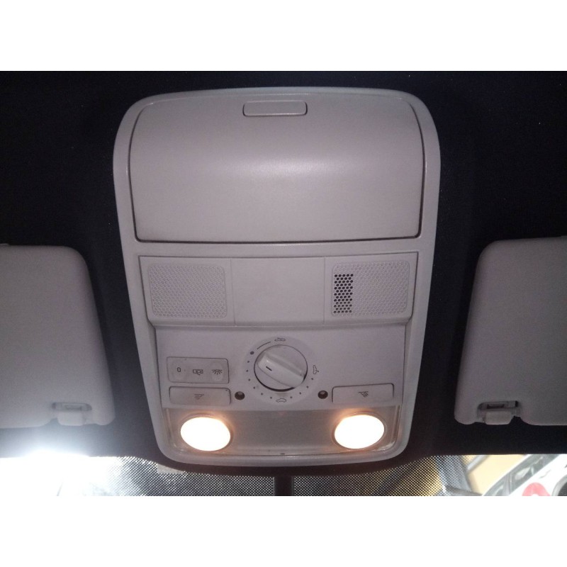 Recambio de luz interior para volkswagen golf v berlina (1k1) gt sport referencia OEM IAM   