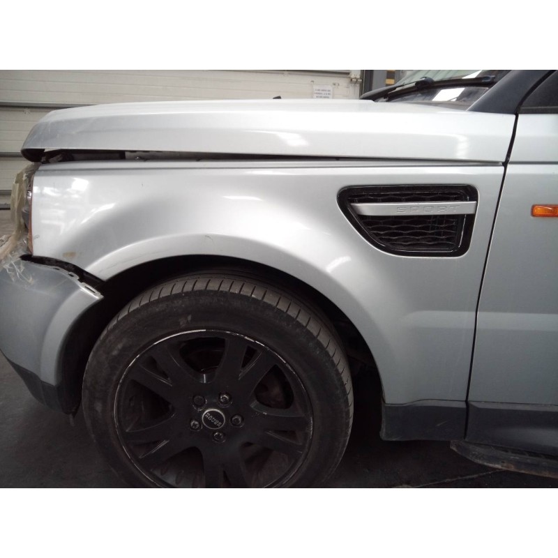 Recambio de aleta delantera izquierda para land rover range rover sport v6 td hse referencia OEM IAM   