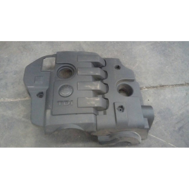 Recambio de tapa motor para skoda superb (3u4) comfort referencia OEM IAM   