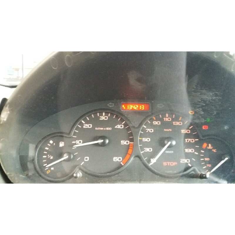 peugeot 206 berlina del año 2002