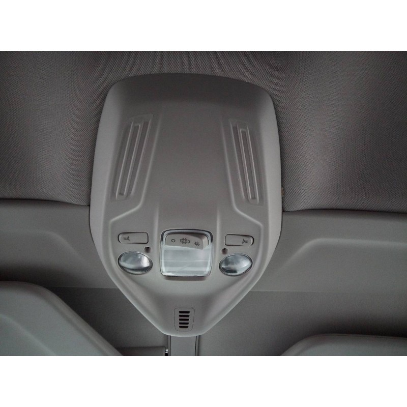 Recambio de luz interior para citroen c4 picasso feel referencia OEM IAM   