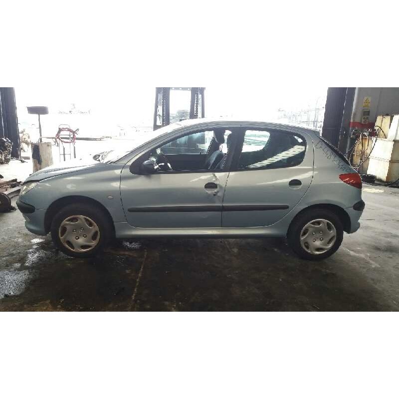 peugeot 206 berlina del año 2002