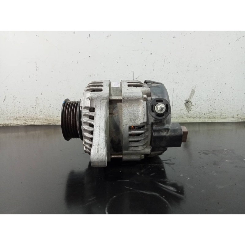 Recambio de alternador para suzuki swift (az) gle referencia OEM IAM 3140081P0 1042112300 