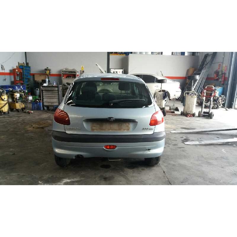 peugeot 206 berlina del año 2002