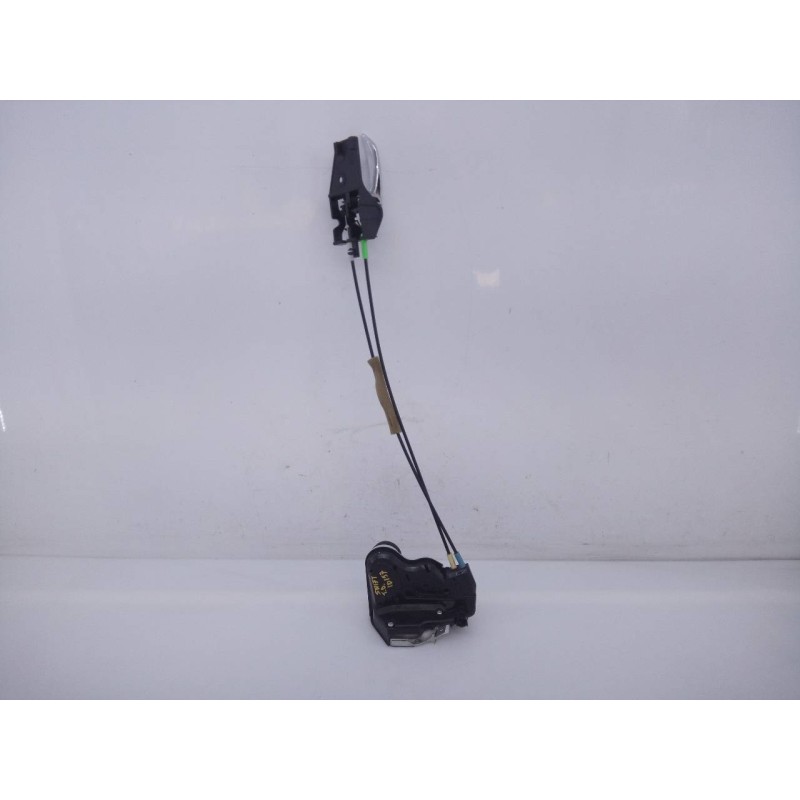 Recambio de cerradura puerta trasera derecha para suzuki swift (az) gle referencia OEM IAM A046693  