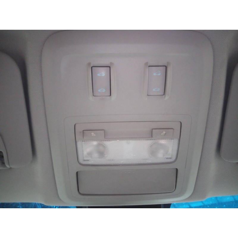 Recambio de luz interior para chevrolet orlando lt+ referencia OEM IAM   