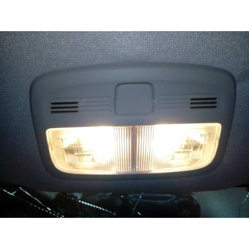 Recambio de luz interior para suzuki vitara 1.4 t gle referencia OEM IAM   