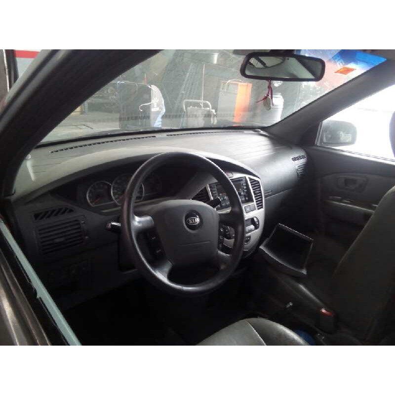 kia carens del año 2002