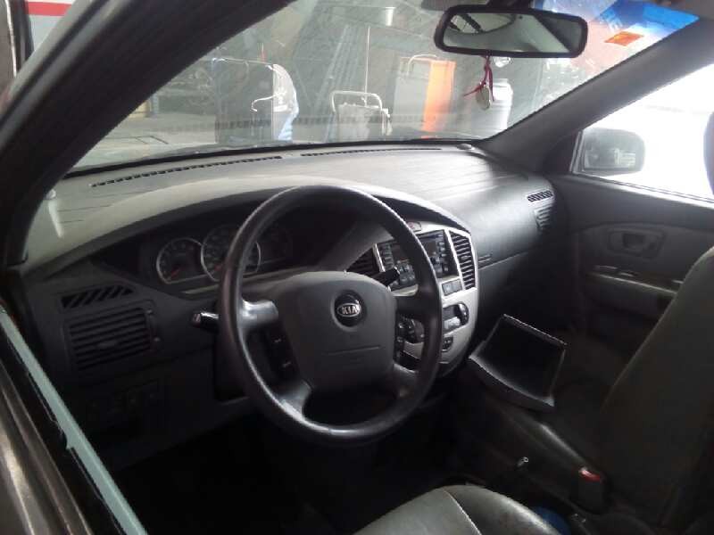 kia carens del año 2002