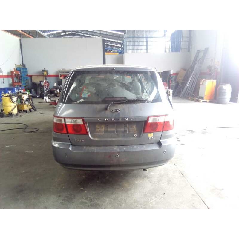 kia carens del año 2002