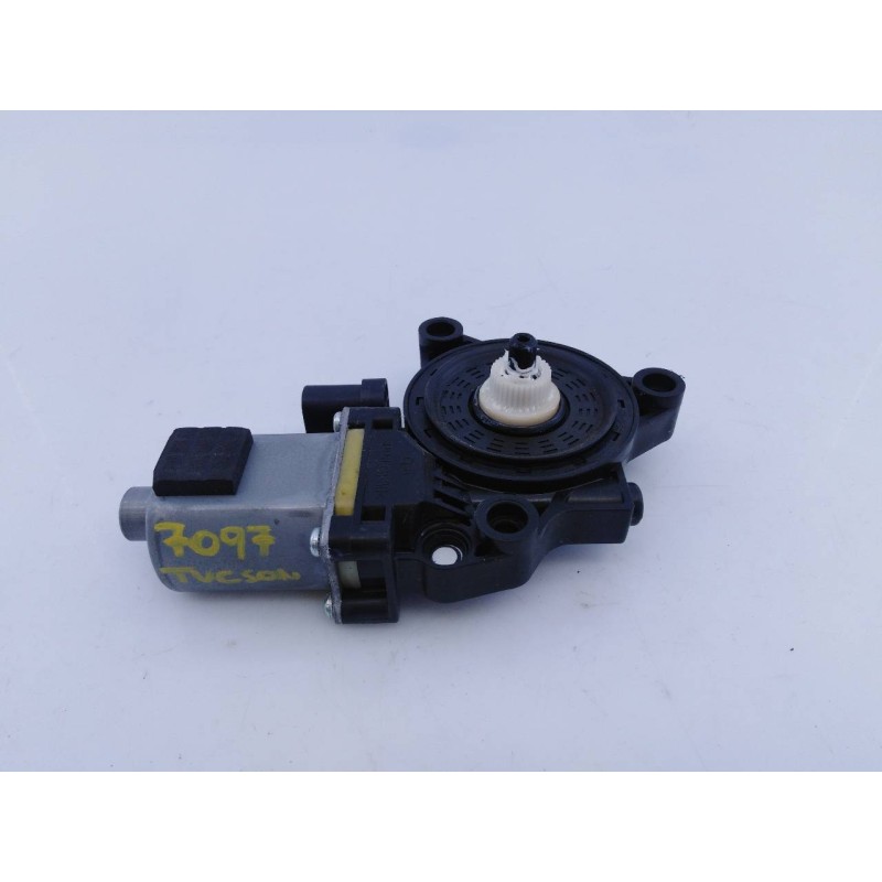 Recambio de motor elevalunas trasero izquierdo para hyundai tucson essence bluedrive 2wd referencia OEM IAM 83450D7000  