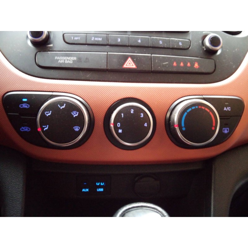 Recambio de mando calefaccion / aire acondicionado para hyundai i10 tecno referencia OEM IAM   