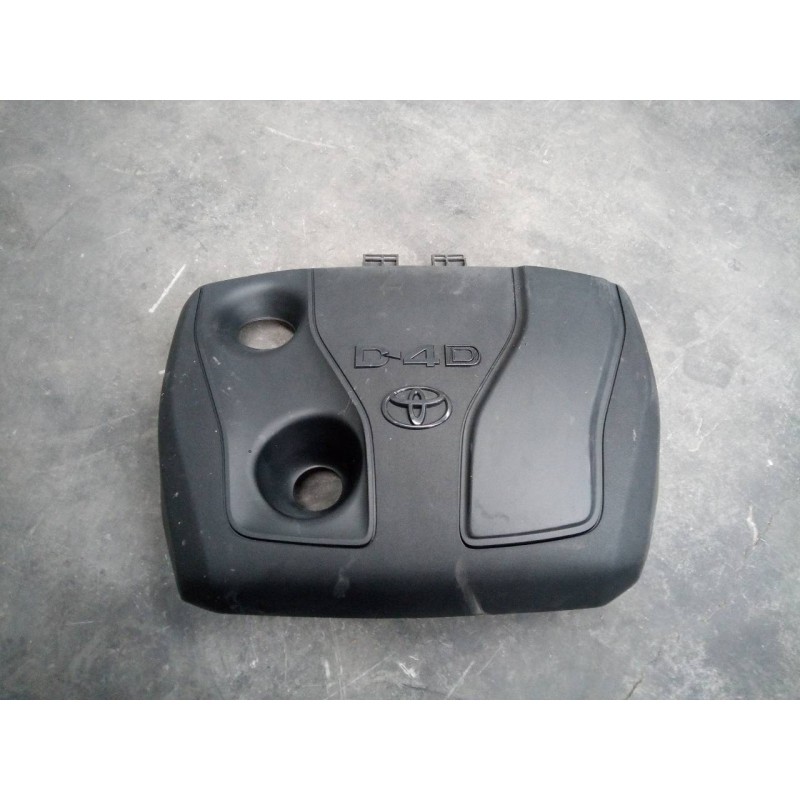 Recambio de tapa motor para toyota auris active referencia OEM IAM   