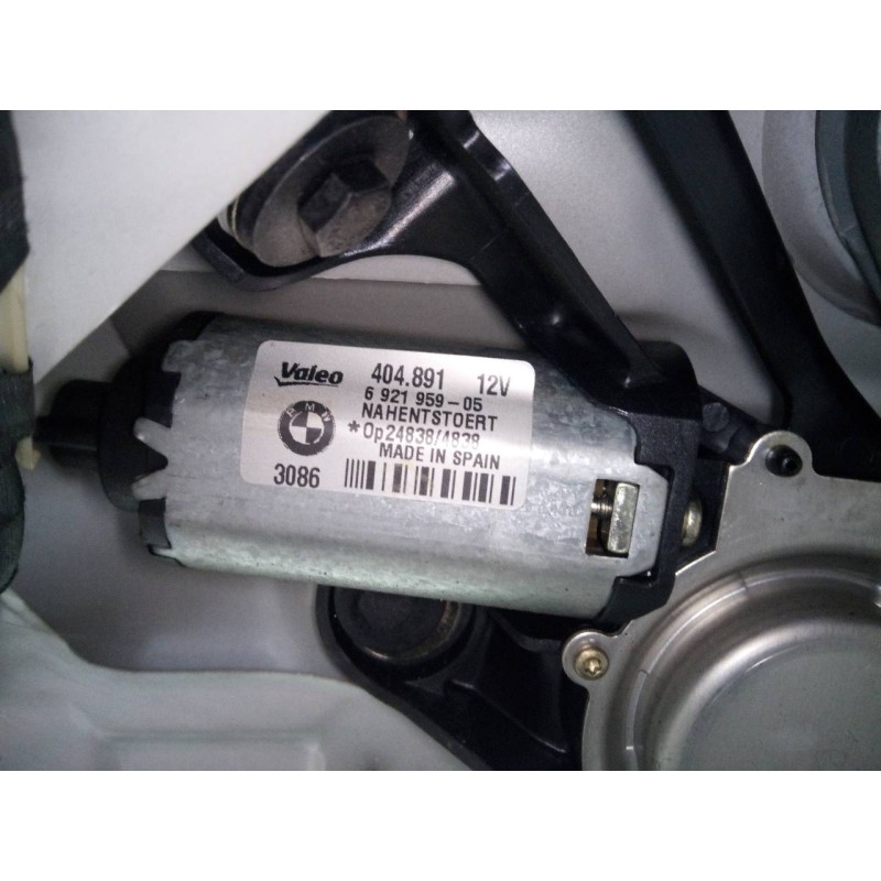 Recambio de motor limpia trasero para bmw serie 1 berlina (e81/e87) 120d referencia OEM IAM 692195905  