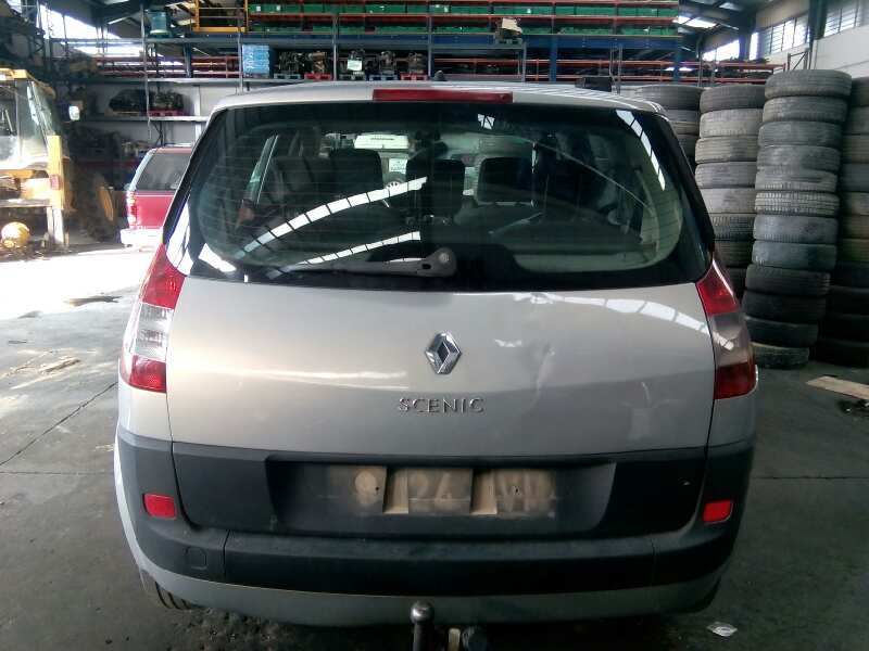 renault scenic ii del año 2004