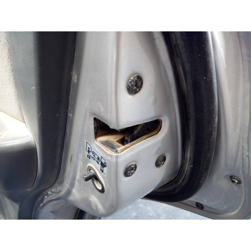 Recambio de cerradura puerta trasera derecha para hyundai terracan (hp) 2.9 crdi gl referencia OEM IAM   