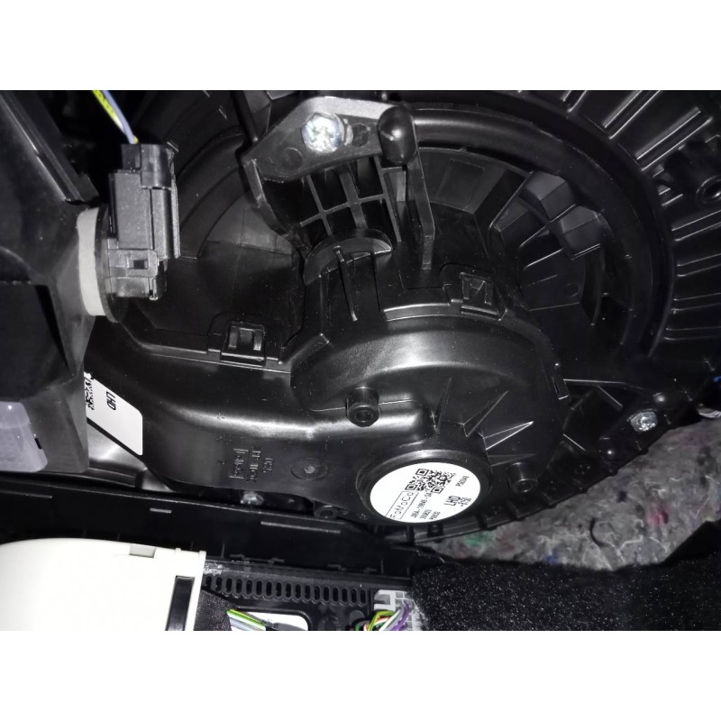 Recambio de ventilador calefaccion para ford focus st-line referencia OEM IAM JX6A19846GA  